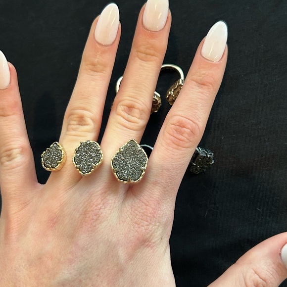Kendra Scott Naomi rings **no longer sold in stores** $50 each or $125 for all 3 - Picture 2 of 4